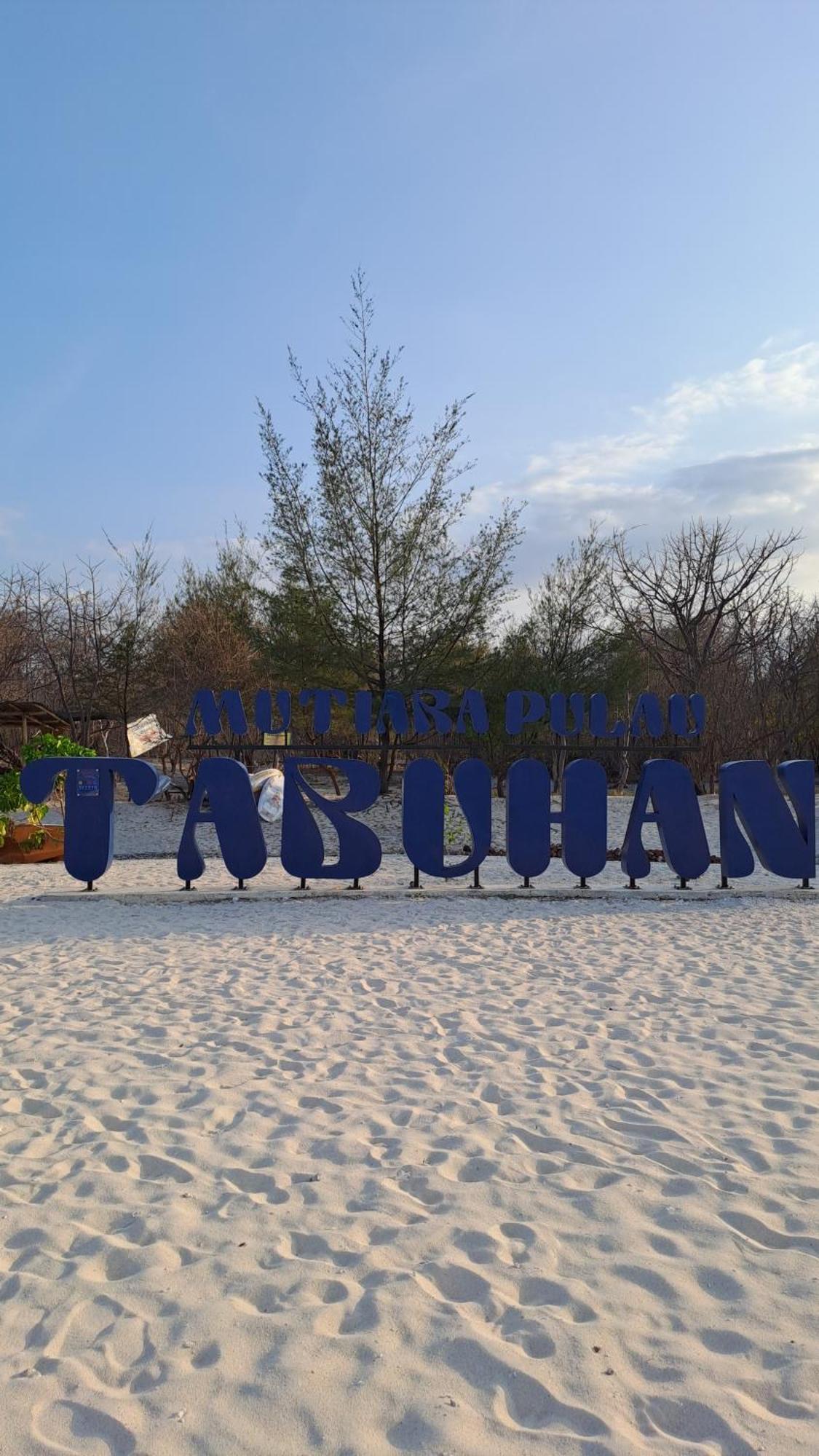 בניוואנגי Tropical Paradiso Homestay מראה חיצוני תמונה